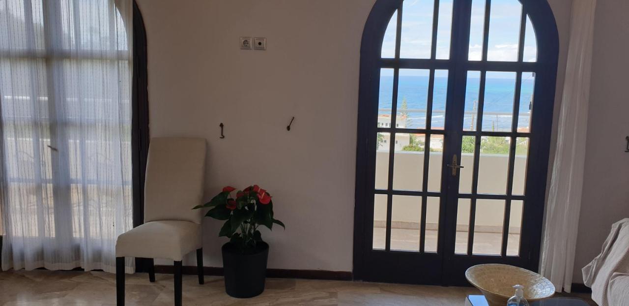 Angela Apartments Pool Gardens And Sea Views アギオス・ステファノス エクステリア 写真