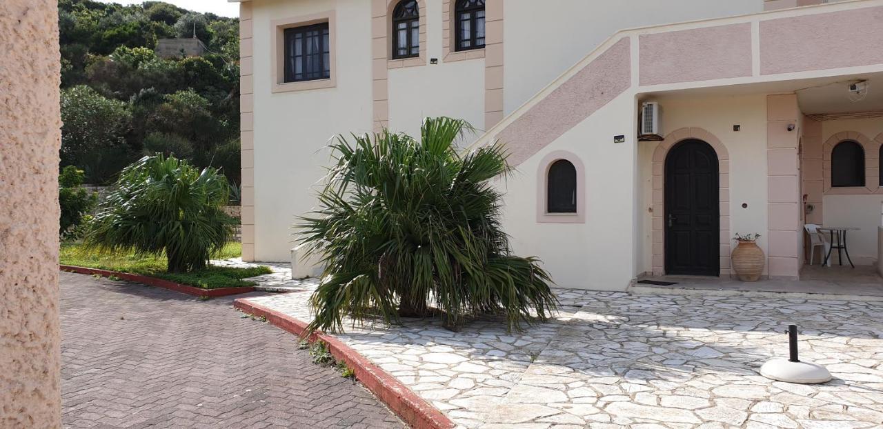 Angela Apartments Pool Gardens And Sea Views アギオス・ステファノス エクステリア 写真