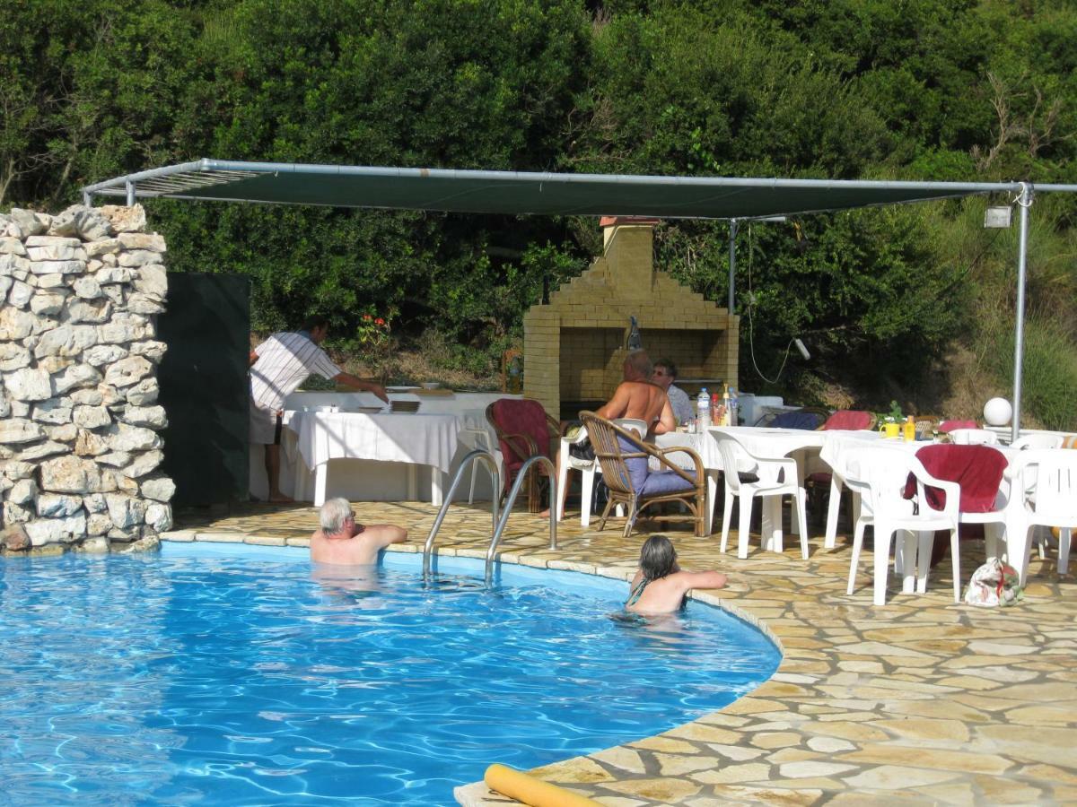 Angela Apartments Pool Gardens And Sea Views アギオス・ステファノス エクステリア 写真